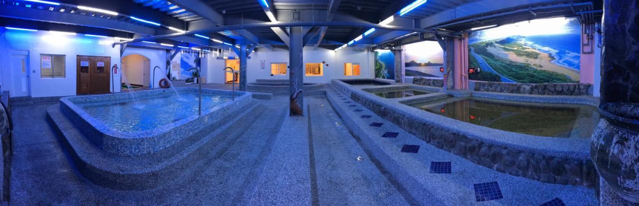 Kenting Maldives Hotspring Hotel Hengchun Exterior photo