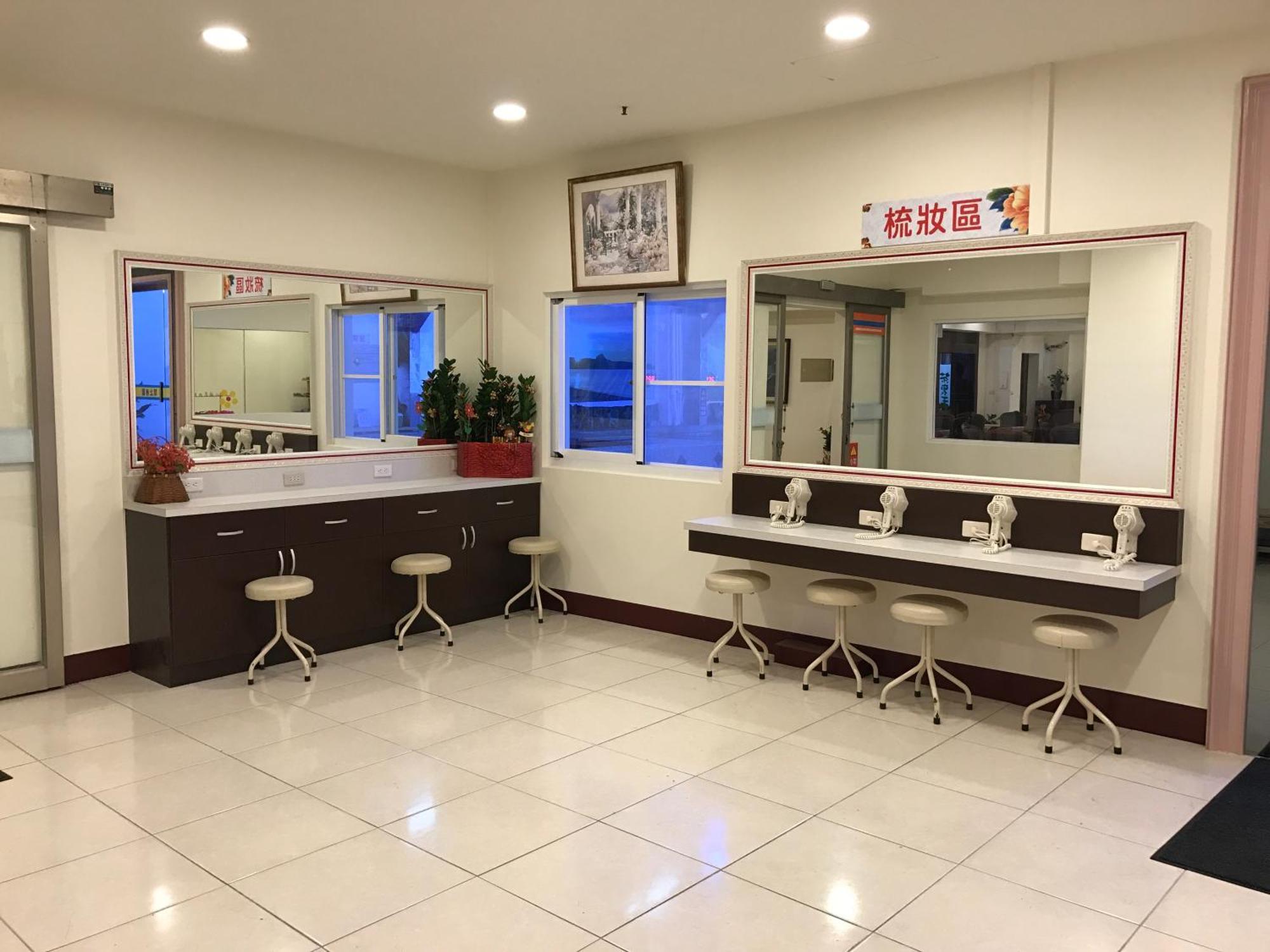 Kenting Maldives Hotspring Hotel Hengchun Exterior photo
